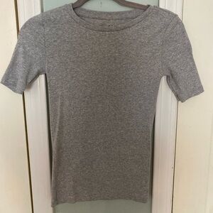 Gap size XXS grey top